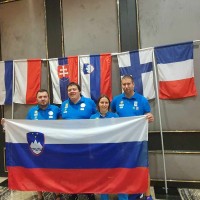 slovenci zveneca zoga